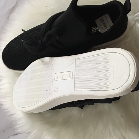 ✨HOST PICK✨LAST SIZE 11 Brash Drea Black Sneaker - Picture 4 of 9